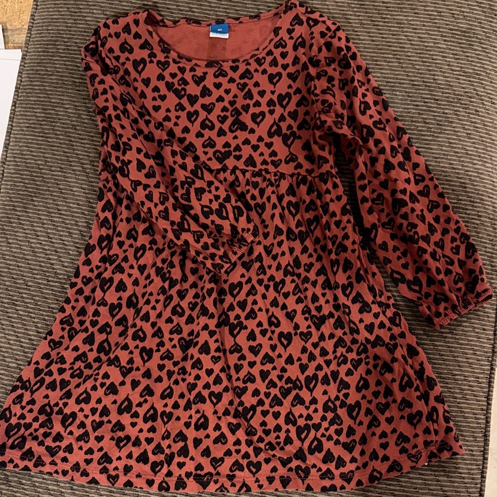 Old Navy Rusty Rose Heart Print Long Sleeve Dress